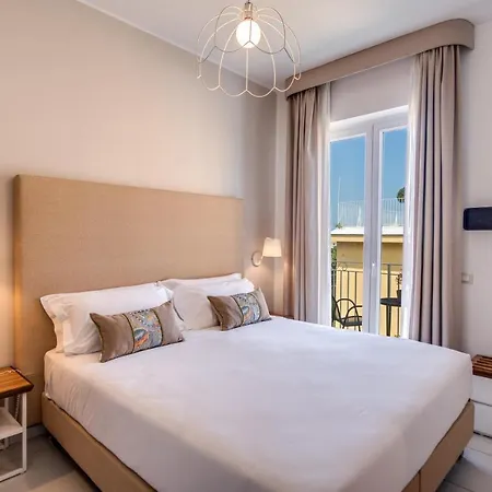 Florida ホテル 3*