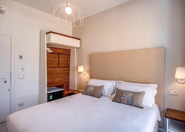 佛罗里达酒店 3* 索伦托